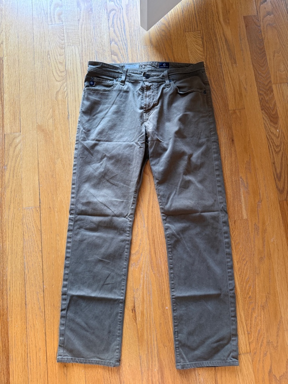 AG Adriano Goldschmied Men's Pants - The Graduate (tailored leg) is the style